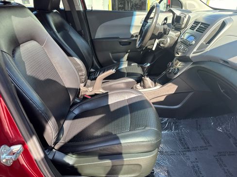 Used 2012 Chevrolet Sonic LTZ FWD image 12