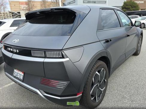 Used 2023 Hyundai Ioniq 5 SEL image 4