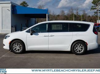 New 2025 Chrysler Voyager LX video 2