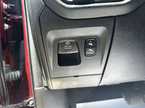 Used 2022 RAM 1500 Laramie AWD/4WD image 46