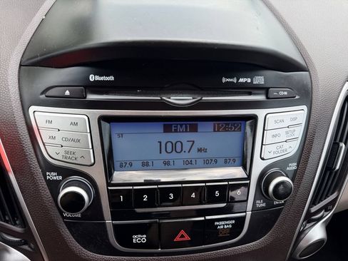 Used 2013 Hyundai Tucson GLS AWD/4WD image 26