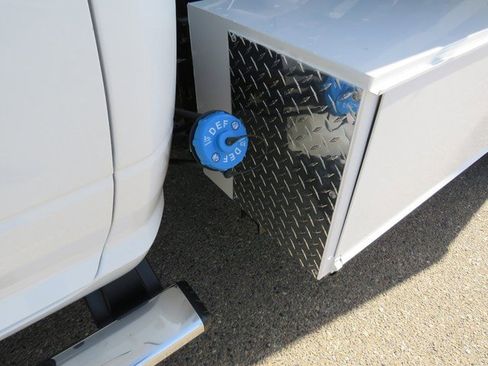 New 2023 RAM 5500 Tradesman w/ Chrome Appearance Group RWD image 36