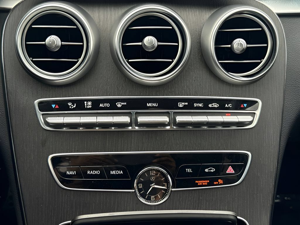 Used 2021 Mercedes-Benz C 300 Sedan image 10