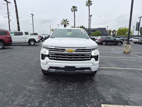 Used 2024 Chevrolet Silverado 1500 LTZ w/ LTZ Convenience Package II image 2
