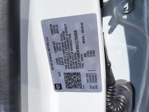 Used 2025 Chevrolet Colorado W/T w/ WT Convenience Package II image 31