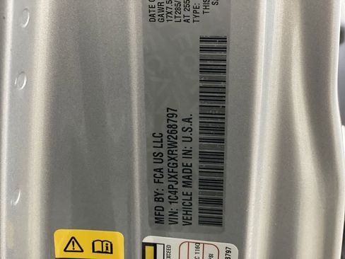 Used 2024 Jeep Wrangler Unlimited Rubicon image 30