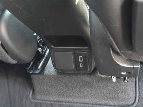 Certified 2020 Buick Encore GX Preferred w/ Cold Weather Comfort Package FWD image 26