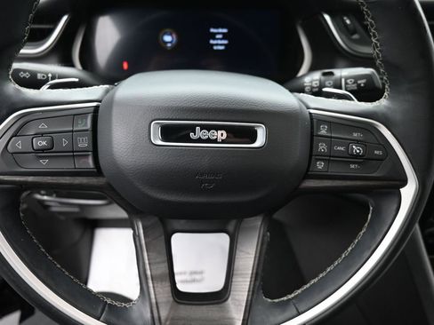 Used 2021 Jeep Grand Cherokee L Limited image 16