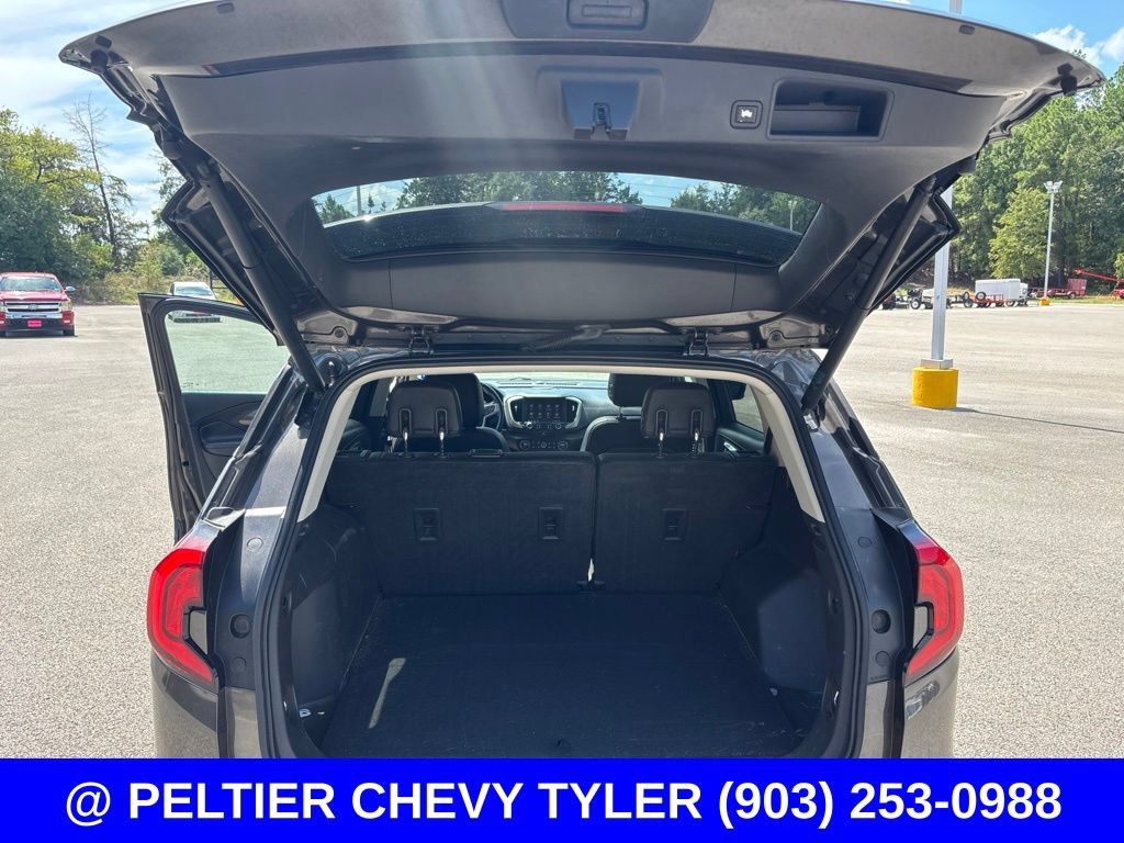 Used 2020 GMC Terrain Denali w/ Denali Premium Package AWD/4WD image 24