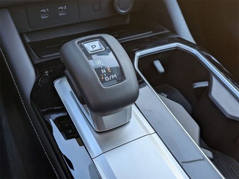 New 2026 Mitsubishi Outlander SE image 25