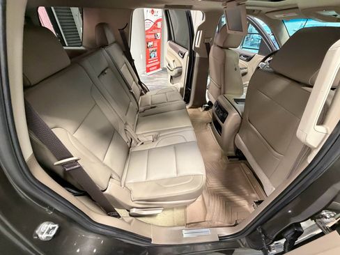 Used 2019 GMC Yukon SLT w/ Premium Edition image 49