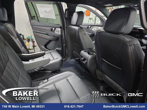 New 2026 Buick Enclave Avenir w/ Super Cruise Package image 11