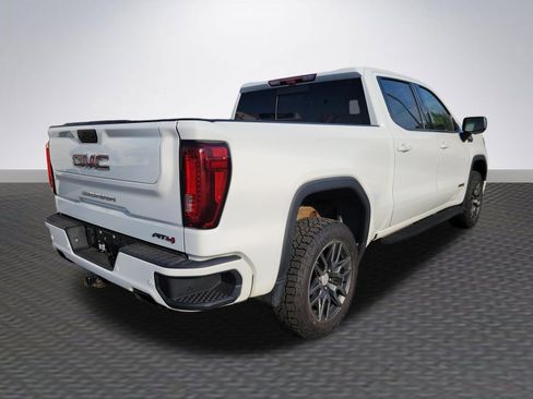 Used 2022 GMC Sierra 1500 AT4 w/ AT4 Premium Package AWD/4WD image 5