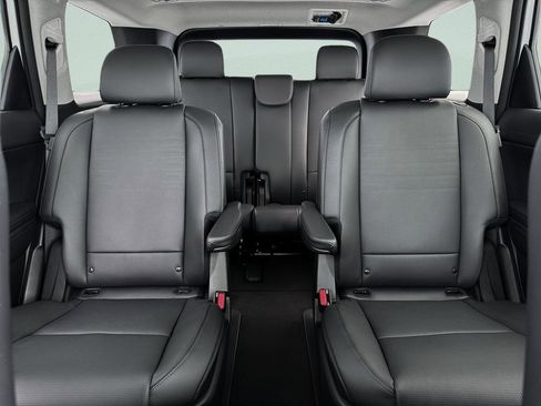 New 2026 Hyundai Palisade Limited image 16