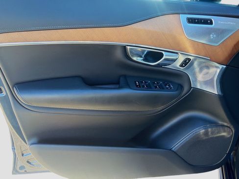 Used 2020 Volvo XC90 T6 Inscription w/ Protection Package Premier image 22