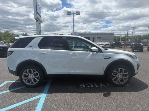 Used 2017 Land Rover Discovery Sport HSE AWD/4WD image 5