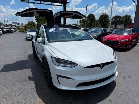 Used 2023 Tesla Model X AWD/4WD image 3