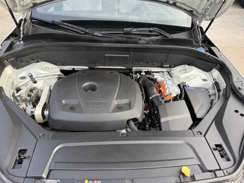 Used 2022 Volvo XC90 T8 Inscription w/ Advanced Package AWD/4WD image 37