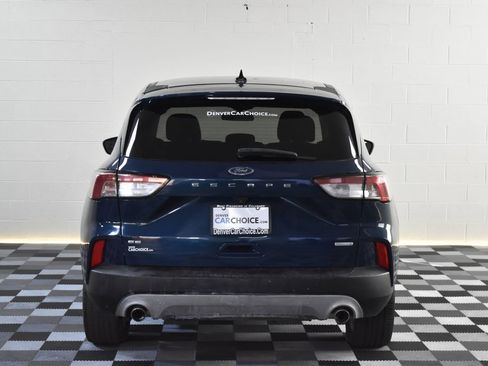 Used 2020 Ford Escape SE image 4
