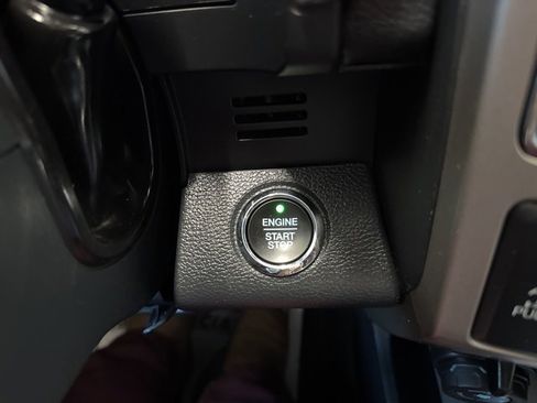 Used 2022 Ford F250 Lariat w/ Tremor Off-Road Package image 34