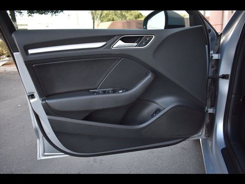 Used 2016 Audi A3 1.8T Premium image 19