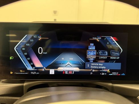 Used 2023 BMW 330i xDrive Sedan w/ M Sport Package image 9