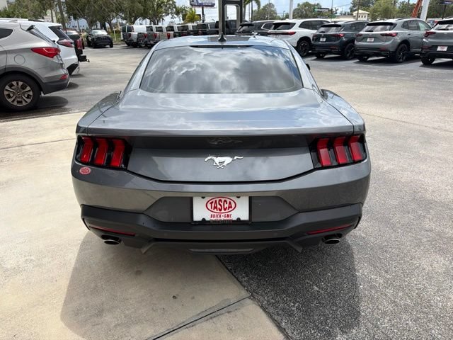 Used 2026 Ford Mustang Coupe RWD image 8