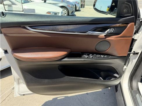 Used 2018 BMW X5 sDrive35i RWD image 15