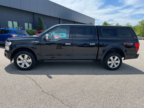 Used 2018 Ford F150 Platinum w/ Equipment Group 701A Luxury AWD/4WD image 4