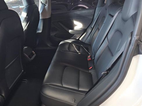 Used 2018 Tesla Model 3 Long Range AWD/4WD image 7