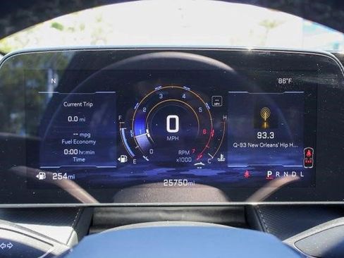 Certified 2025 Chevrolet Equinox LT FWD image 9