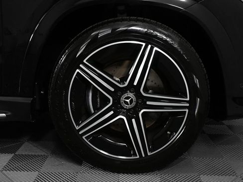 Certified 2026 Mercedes-Benz GLE 450 4MATIC image 37