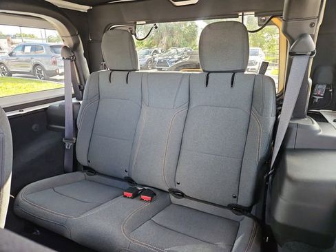 Used 2025 Jeep Wrangler Sport AWD/4WD image 10