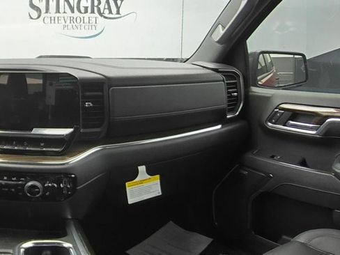 Used 2023 Chevrolet Silverado 1500 LT Trail Boss w/ LT Trail Boss Premium Package AWD/4WD image 15