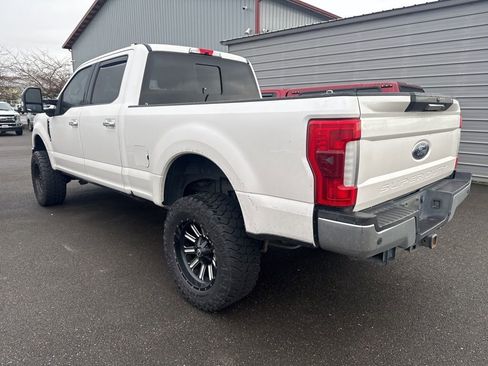 Used 2017 Ford F350 Lariat w/ Chrome Package image 2