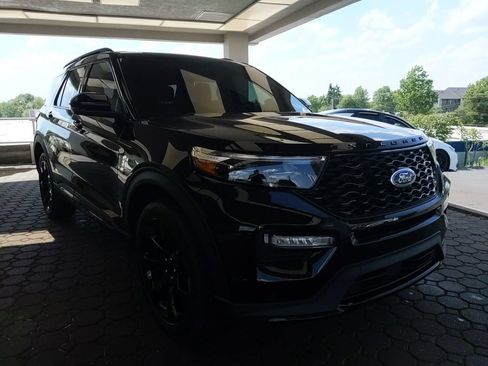Used 2024 Ford Explorer ST w/ Equipment Group 401A AWD/4WD image 4