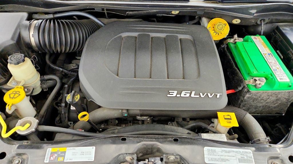 Used 2018 Dodge Grand Caravan GT FWD image 26