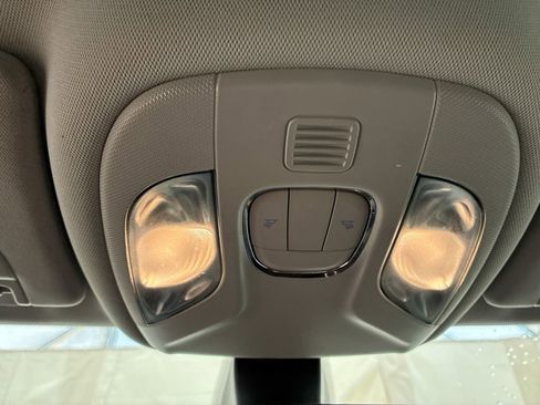 Used 2020 Jeep Compass Sport image 21