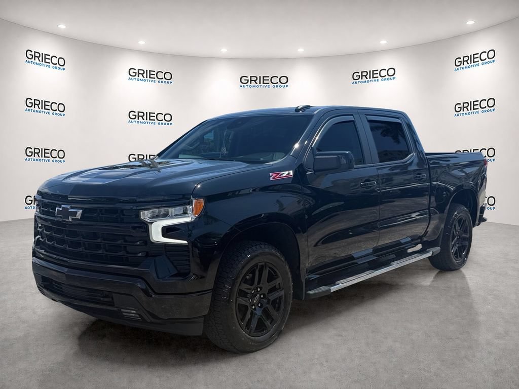 Used 2025 Chevrolet Silverado 1500 RST w/ Z71 Off-Road Package AWD/4WD image 3