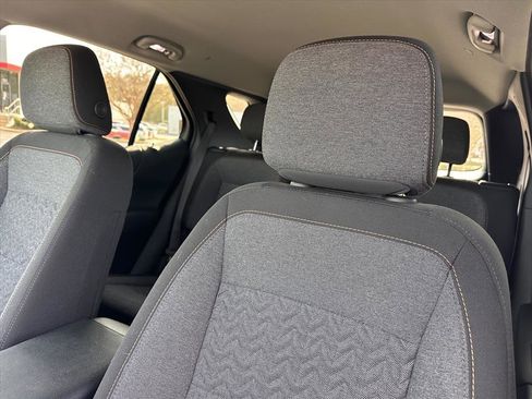 Used 2024 Chevrolet Equinox LT w/ LPO, Floor Liner Package image 18
