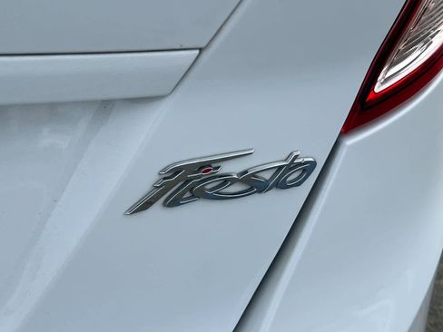 Used 2019 Ford Fiesta SE image 7