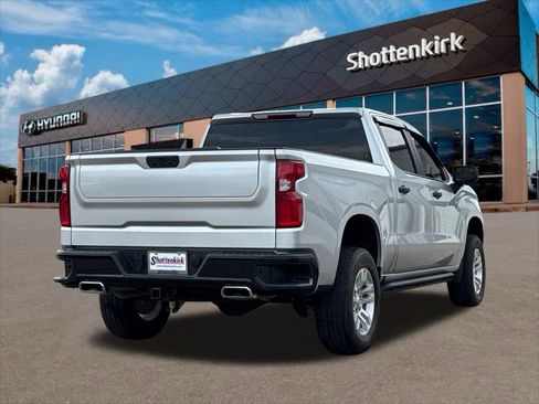 Used 2021 Chevrolet Silverado 1500 Custom Trail Boss AWD/4WD image 7