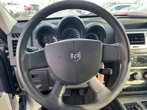 Used 2008 Dodge Nitro SXT image 12