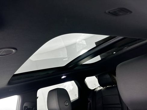 Used 2025 Land Rover Range Rover Evoque S image 14