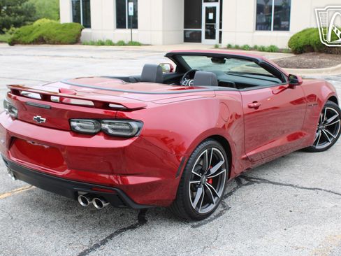Used 2023 Chevrolet Camaro SS RWD image 13