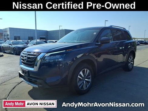 Certified 2025 Nissan Pathfinder SL FWD image 4
