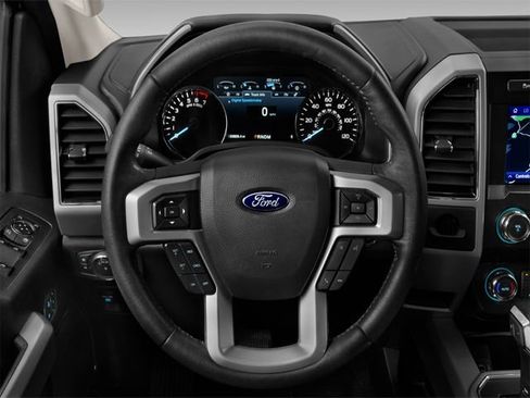 Used 2023 Ford F150 Lariat w/ Max Trailer Tow Package AWD/4WD image 8