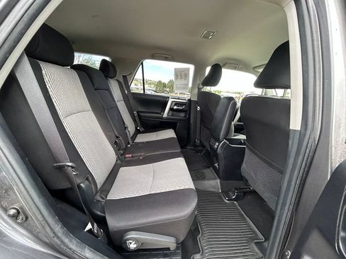 Used 2020 Toyota 4Runner SR5 AWD/4WD image 30