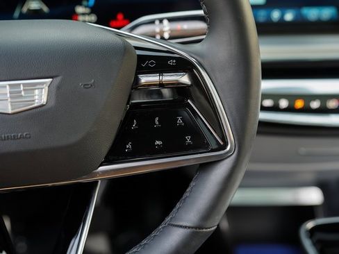 Used 2024 Cadillac Lyriq Luxury image 27