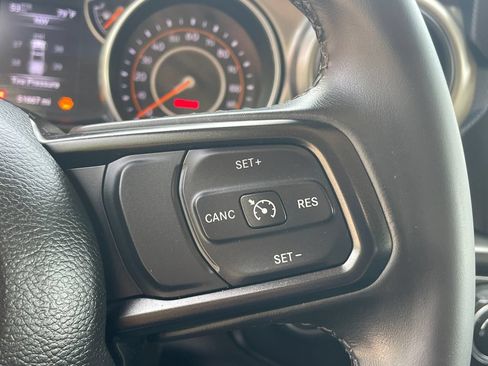 Used 2020 Jeep Gladiator Sport w/ Quick Order Package 23S AWD/4WD image 24